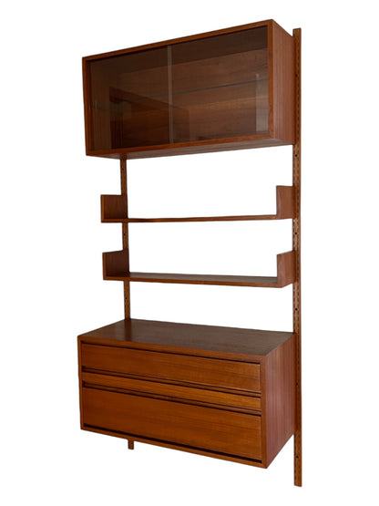 MID CENTURY MODERN CANADIAN DESIGN SINGLE BAY REFF MODULAR TEAK WALL SYSTEM w/ STORAGE. DISPLAY  and SHELVING
