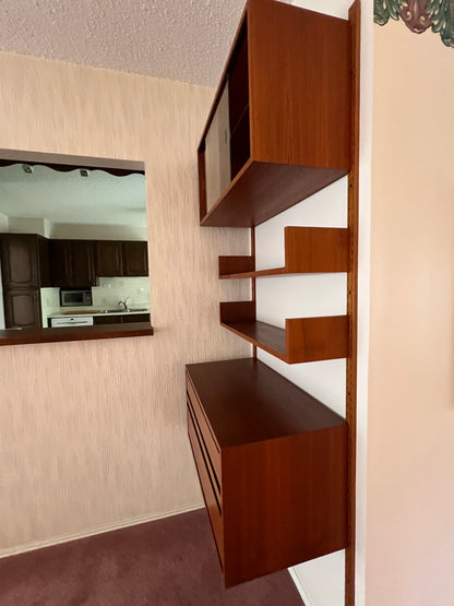 MID CENTURY MODERN CANADIAN DESIGN SINGLE BAY REFF MODULAR TEAK WALL SYSTEM w/ STORAGE. DISPLAY  and SHELVING
