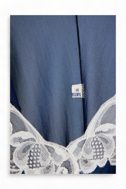 VINTAGE GORGEOUS DEEP BLUE FABELNYL SLIP w/ WHITE LACE DETAIL PINUP DRESS LINGERIE NIGHTIE