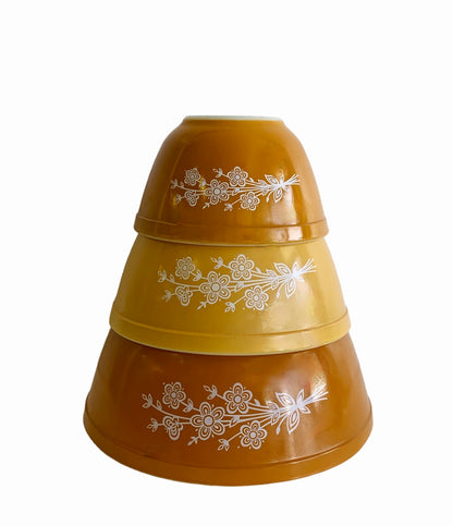 BUTTERFLY GOLD PYREX NESTING MIXING BOWLS- SET OF 3