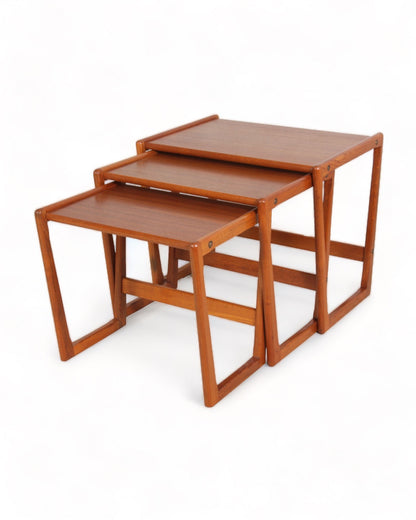 SCULPTURAL 'KUBUS' RANGE SET of 3 TEAK NESTING TABLES by GEORG JENSEN for TONDER MOBELVAERK