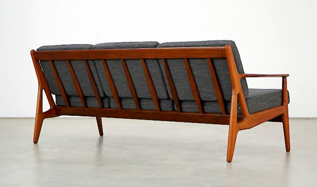ARNE VODDER for VAMO SODERBERG MOBELFABRIK DENMARK 1950s 1960s 3 SEATER SOLID TEAK WOOD FRAME SCULPTURAL  SOFA COUCH