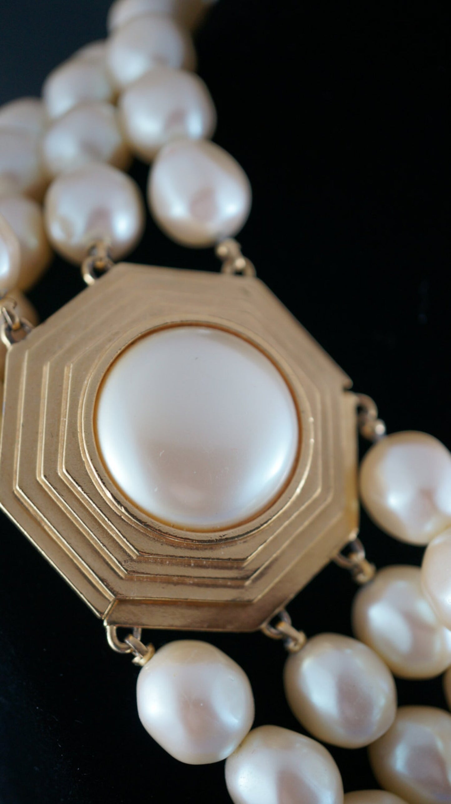 YSL DESIGNER YVES SAINT LAURENT 4 STRAND RUNWAY STYLE COSTUME PEARL NECKLACE