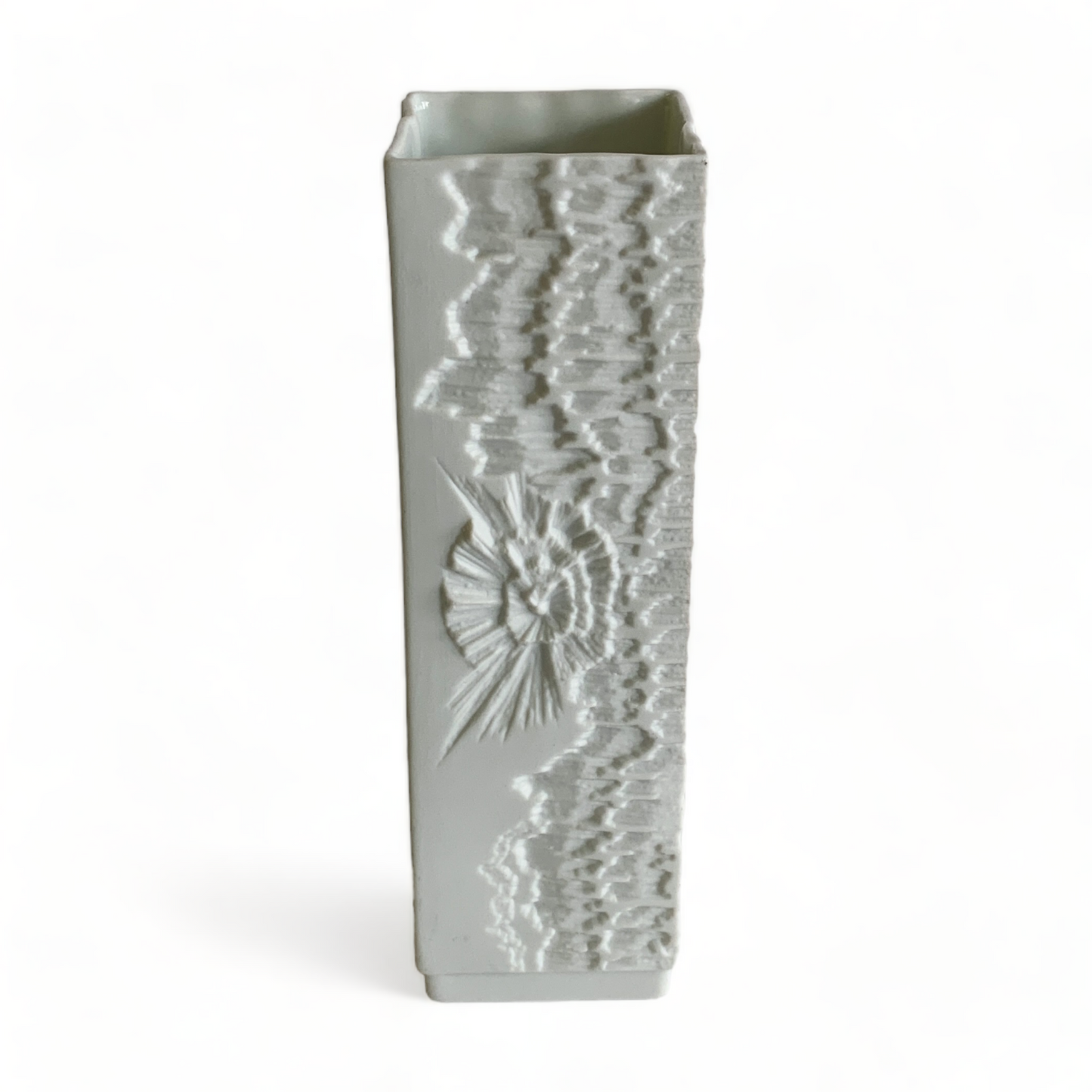 RARE VINTAGE AK KAISER GERMANY MATTE BISQUE PORCELAIN OP ART ORGANIC FOSSIL MOTIF CERAMIC VASE #357/22