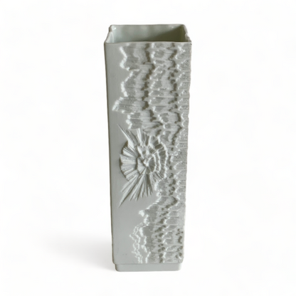 RARE VINTAGE AK KAISER GERMANY MATTE BISQUE PORCELAIN OP ART ORGANIC FOSSIL MOTIF CERAMIC VASE #357/22