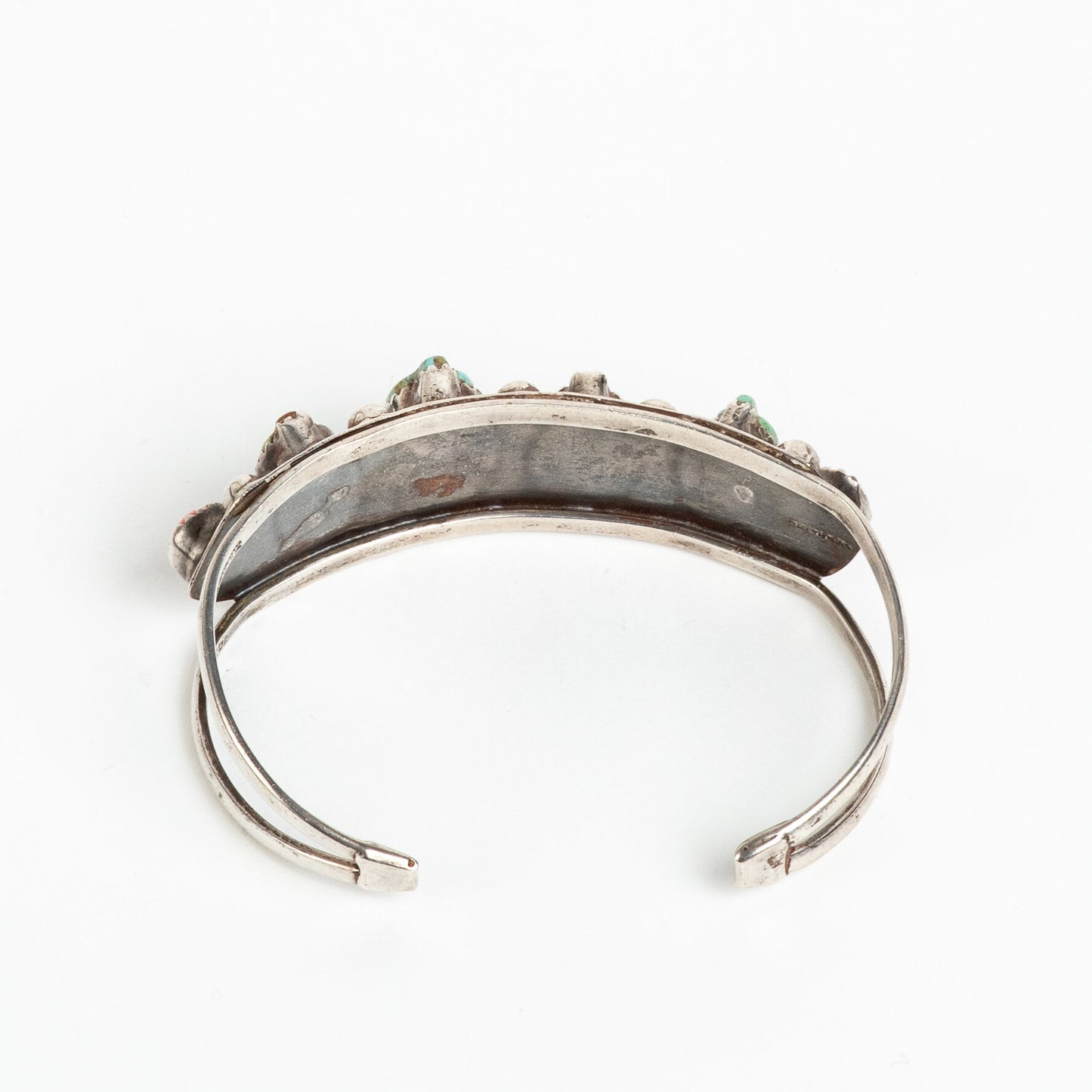 BEAUTIFUL VINTAGE ARTISAN CUFF SILVER, w/ CARVED TURQUOISE & CORAL BRACELET