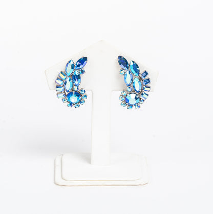 SIGNED SHERMAN BLUE CRYSTAL SWAROVSKI RHINESTONE CLIP ON EARRINGS