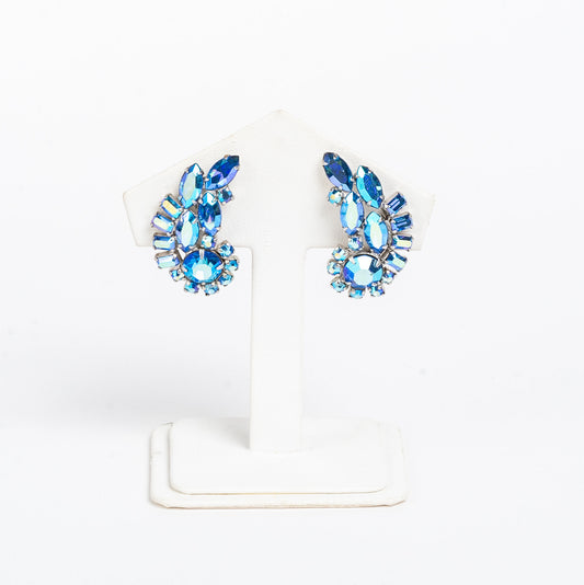 SIGNED SHERMAN BLUE CRYSTAL SWAROVSKI RHINESTONE CLIP ON EARRINGS