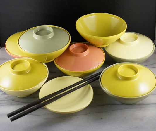 VINTAGE IMPERIAL WARE STACKABLE MELAMINE SMALL BOWLS -14 PIECE SET