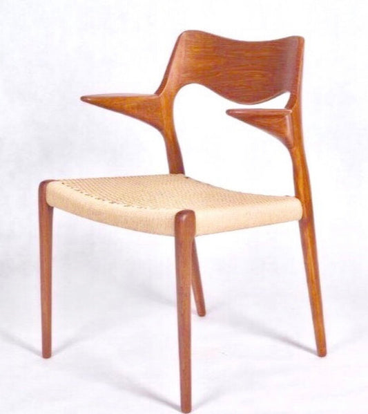 STELLAR PAIR/  MOLLER #55 /DINING CHAIR