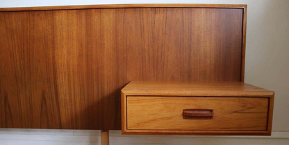 SLEEK STREAMLINED FULL/DOUBLE TEAK HEADBOARD w/ REFINISHED FLOATING BEDSIDE TABLES