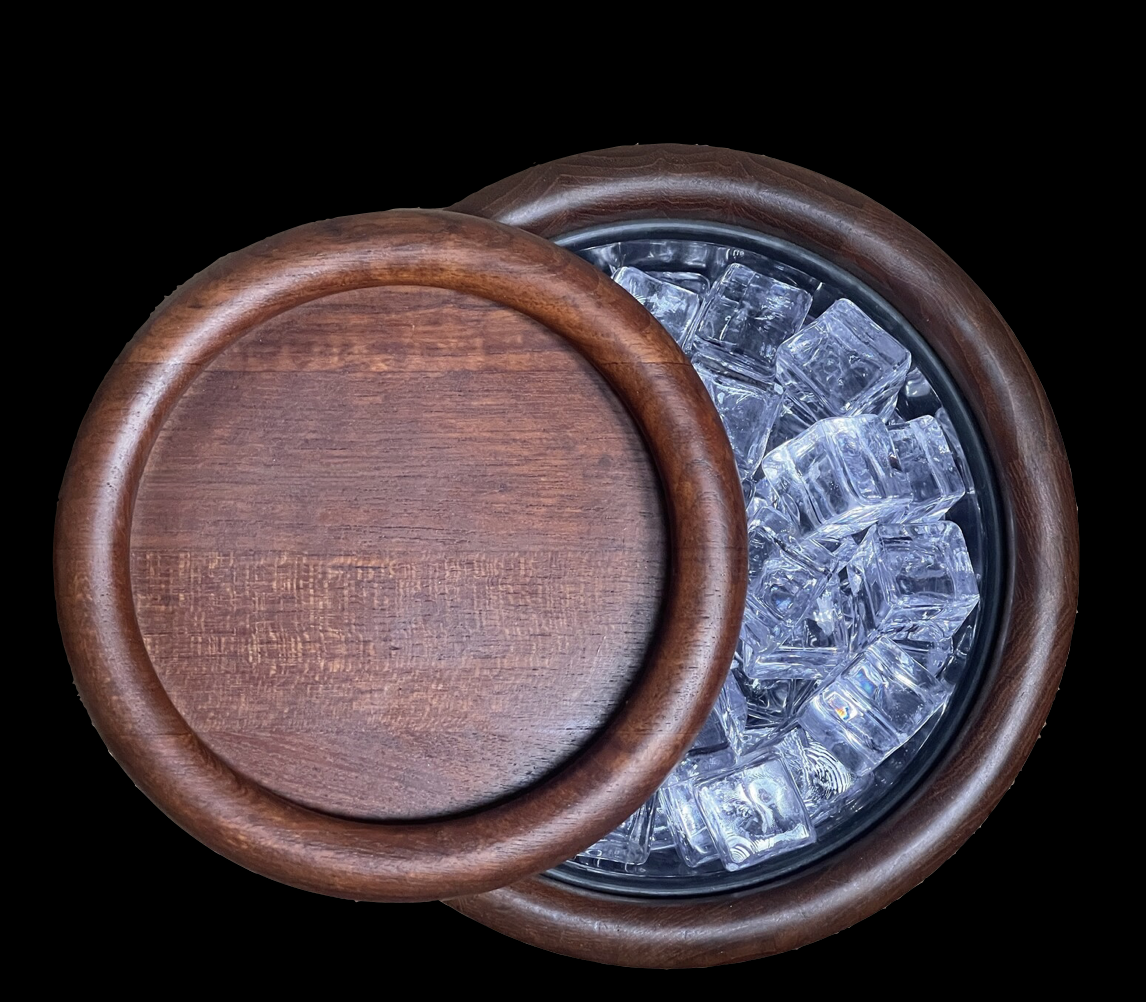 BEAUTIFULLY CRAFTED NISSEN DANISH MADE STAVED TEAK ICE BUCKET