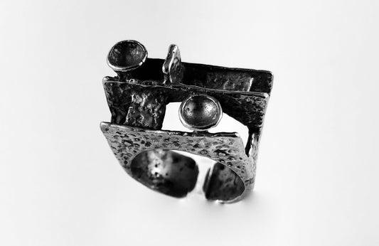 UBER COOL TEXTURED MODERNIST STERLING  SILVER ARCHITECTURAL BRUTALIST RING, SIZE 7-7.5