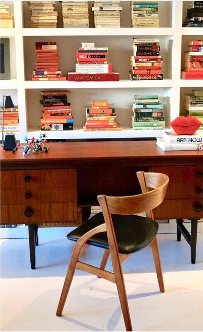 REFINISHED MEREDEW BRITISH MADE MID CENTURY DESK/VANITY