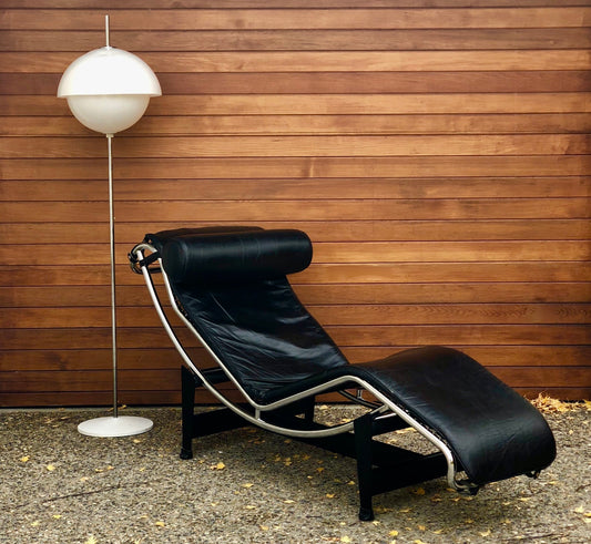 LE CORBUSIER STYLE LC4 VINTAGE LEATHER ITALIAN HIGH QUALITY REPO