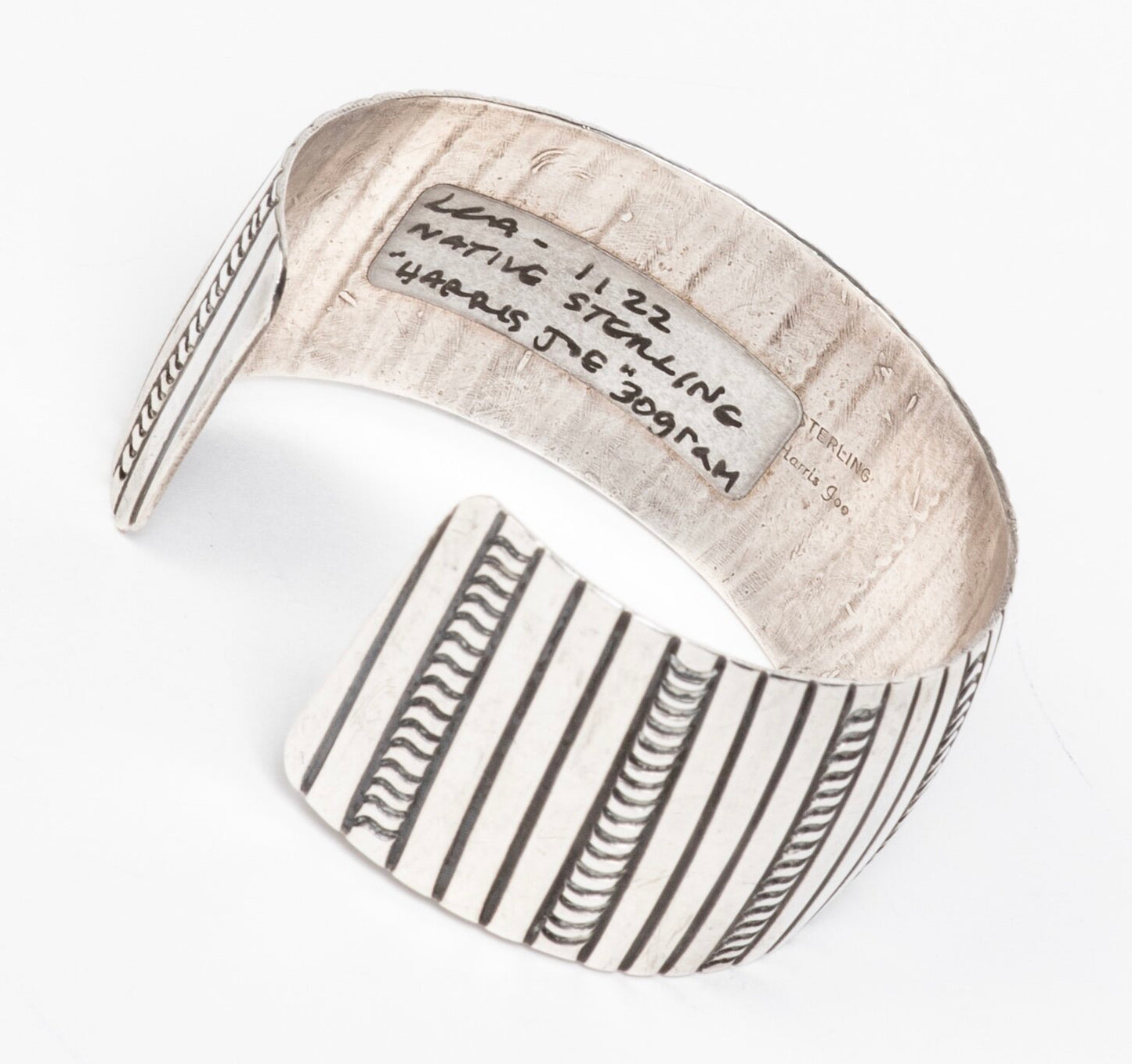 NAVAJO SILVERSMITH HARRIS JOE  STERLING SILVER CUFF 30 GRAMS GREAT STACKER!