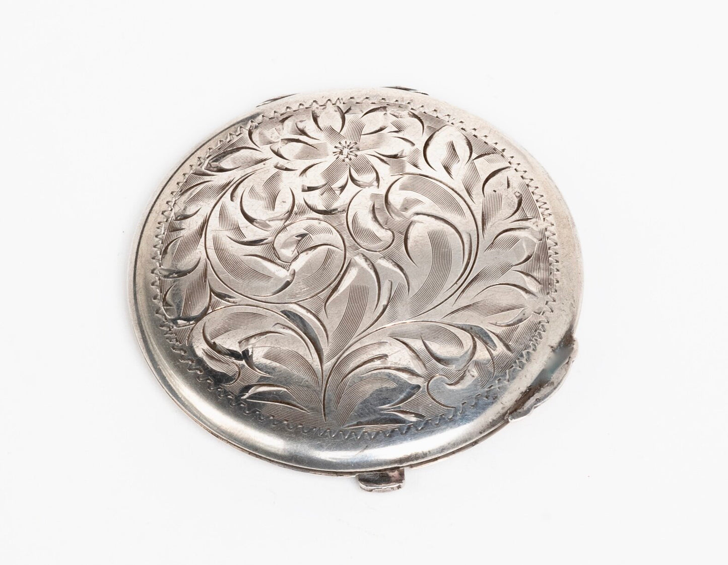 BIRKS STERLING SILVER ENGRAVED COMPACT w/ MIRROR & REFILLABLE POWDER
