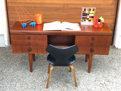 REFINISHED MEREDEW BRITISH MADE MID CENTURY DESK/VANITY